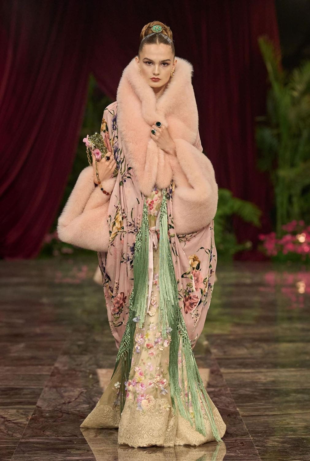 Dolce Gabbana Alta Moda 2026 Runway Magazine (63)