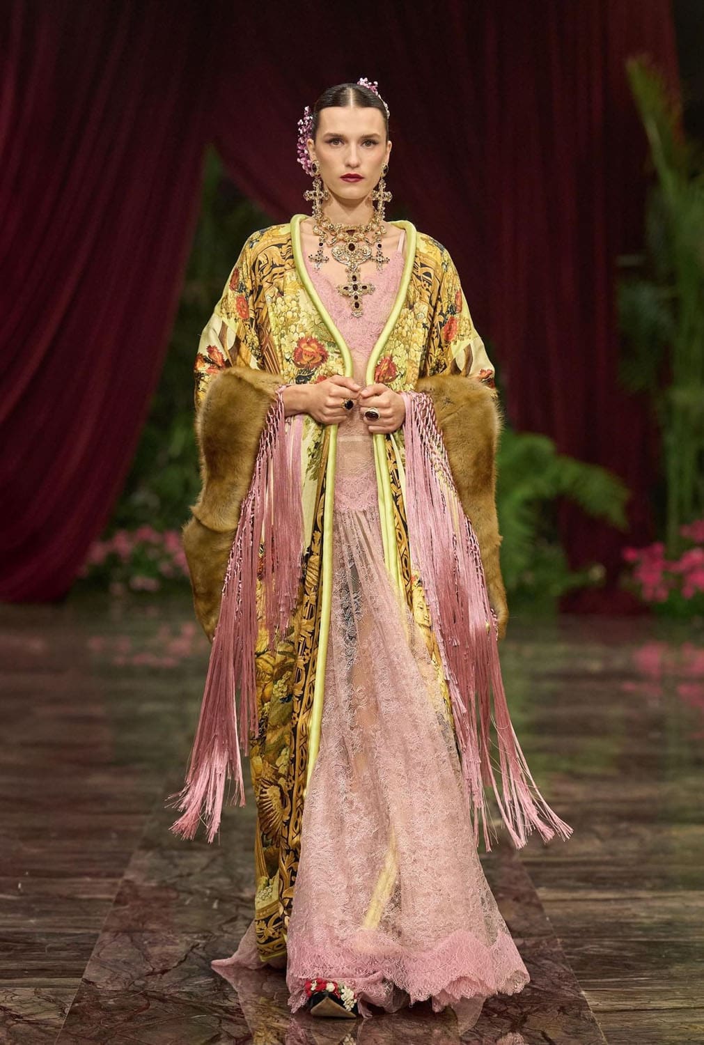 Dolce Gabbana Alta Moda 2026 Runway Magazine (64)
