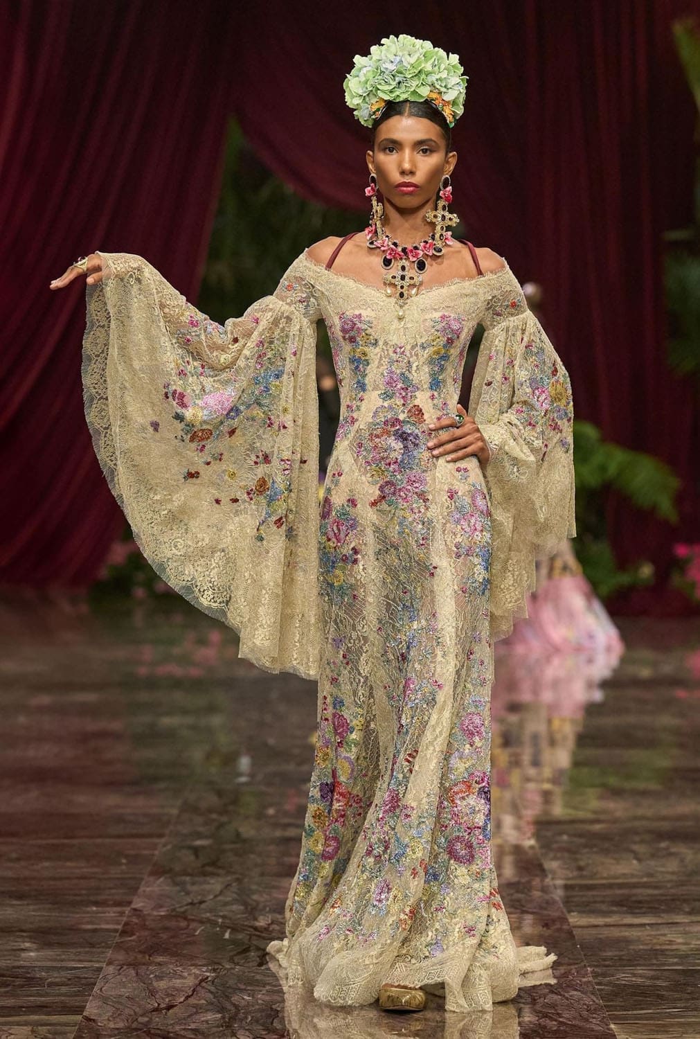 Dolce Gabbana Alta Moda 2026 Runway Magazine (67)