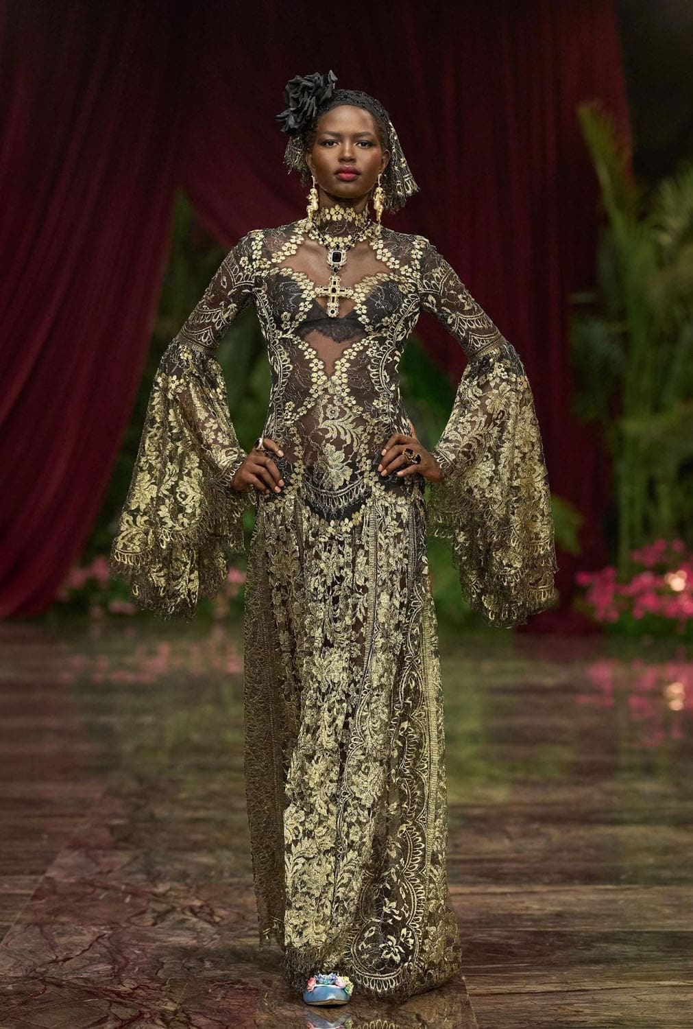 Dolce Gabbana Alta Moda 2026 Runway Magazine (7)