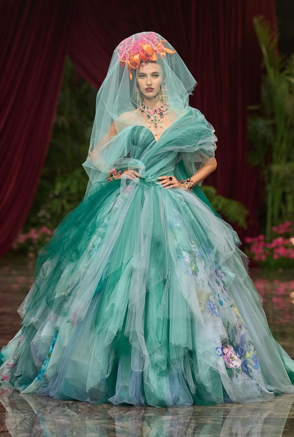 Dolce Gabbana Alta Moda 2026 Runway Magazine (9)