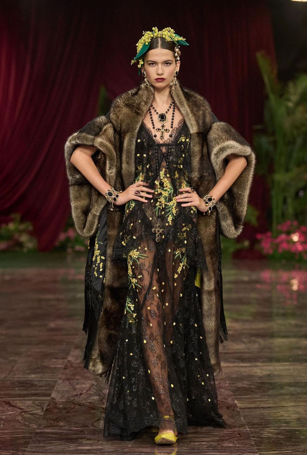 Dolce Gabbana Alta Moda 2026 Runway Magazine (91)
