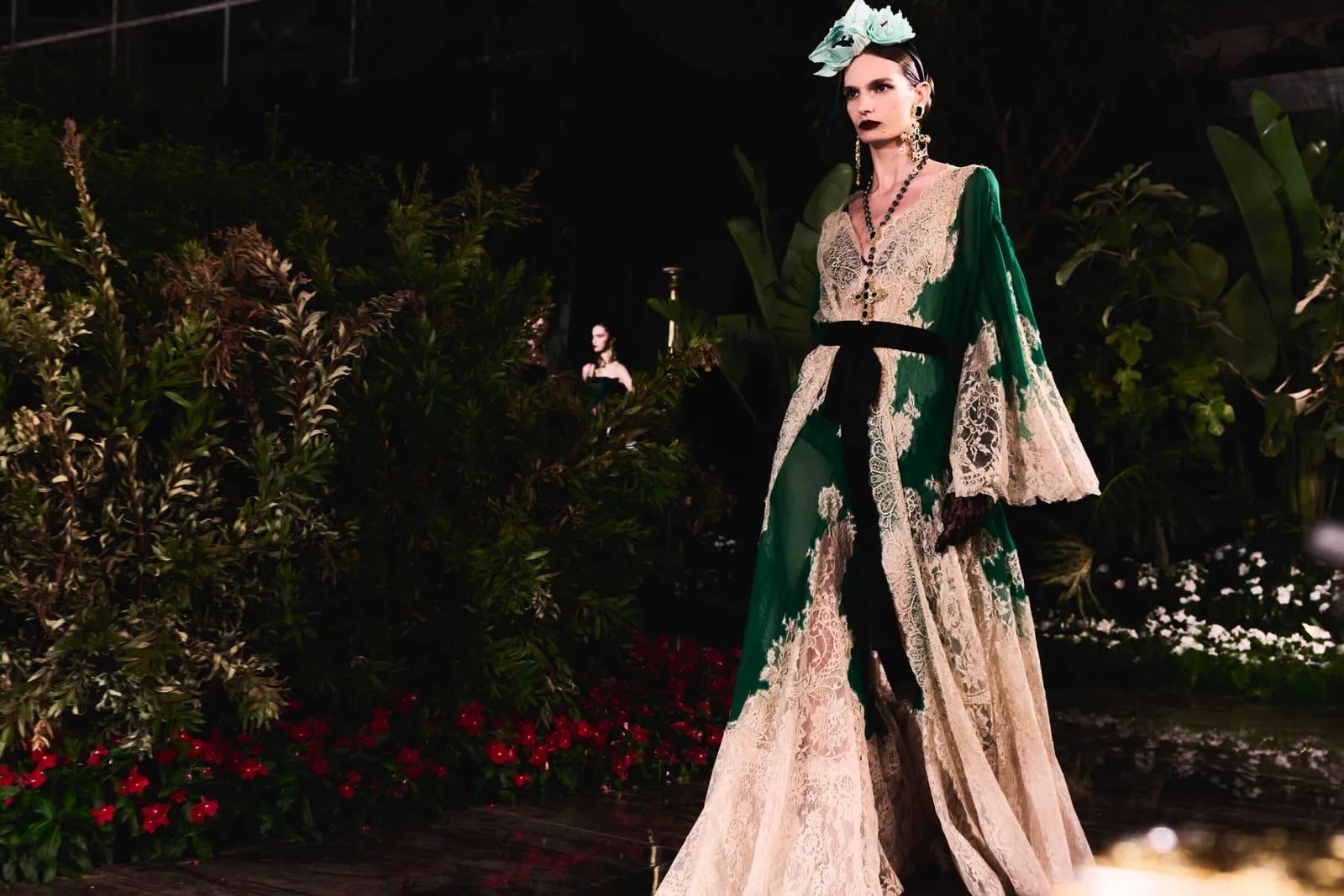 Dolce Gabbana Alta Moda Taormina 2026 Runway Magazine (9)