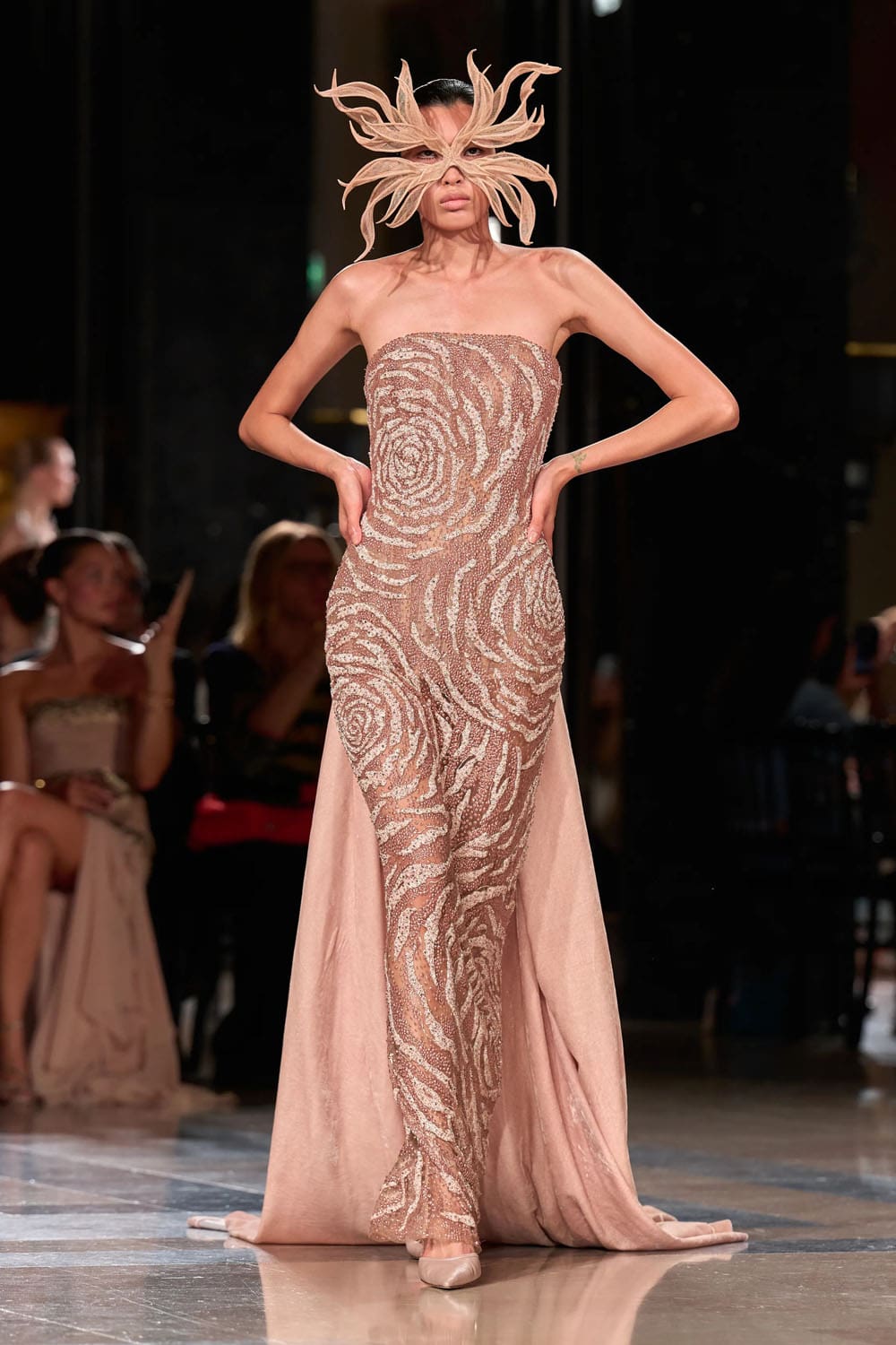 Elie Saab Fall 2026 2027 Haute Couture Runway Magazine (19)