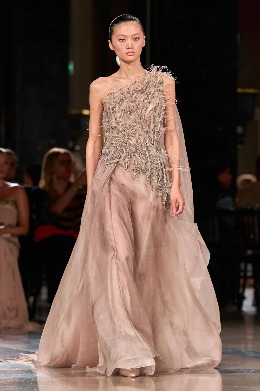 Elie Saab Fall 2026 2027 Haute Couture Runway Magazine (32)