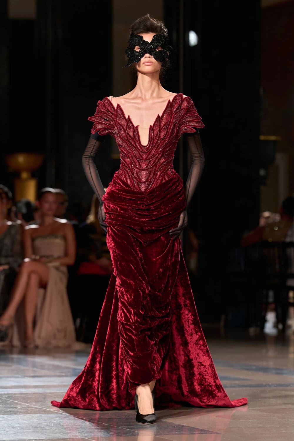 Elie Saab Fall 2026 2027 Haute Couture Runway Magazine (40)
