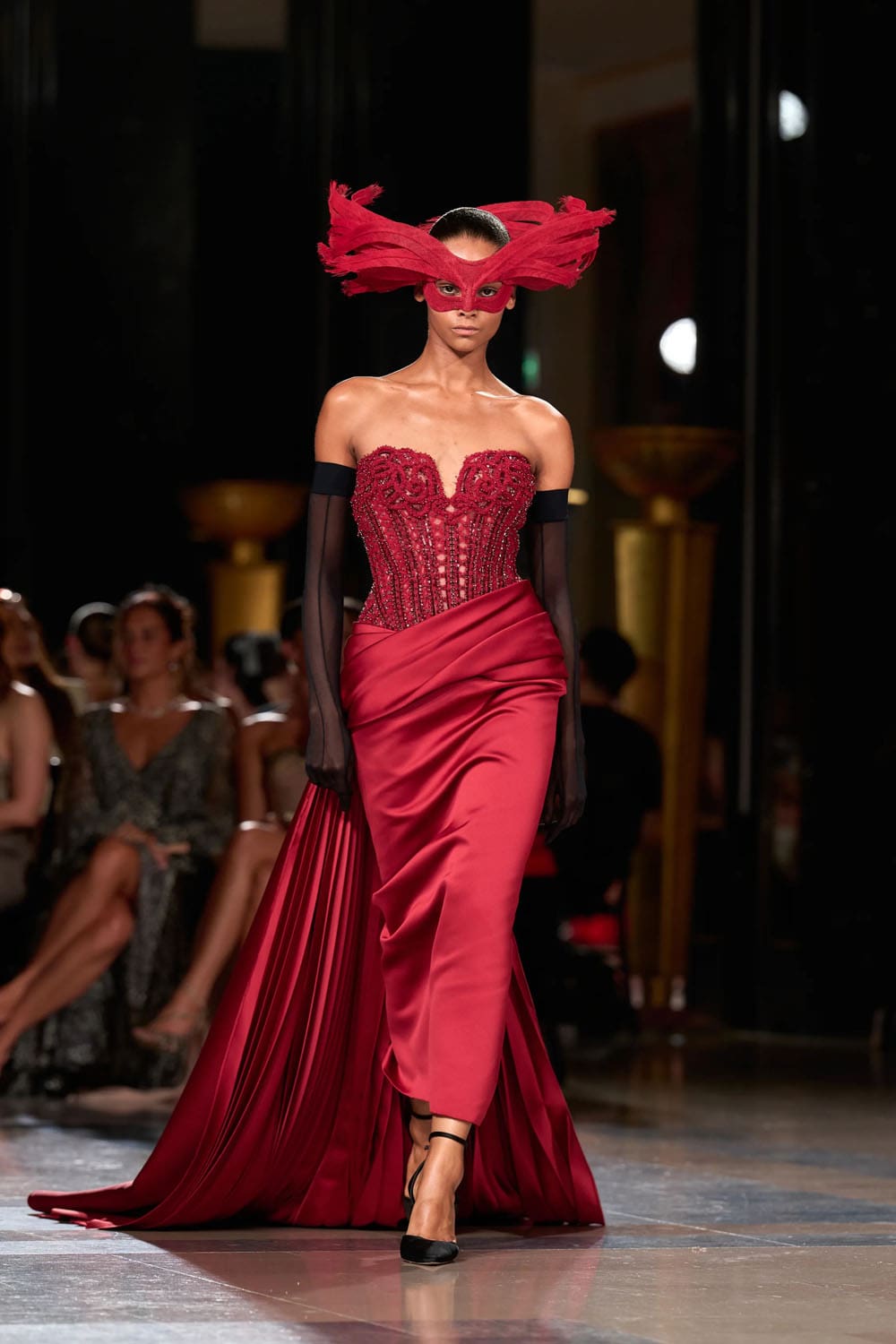 Elie Saab Fall 2026 2027 Haute Couture Runway Magazine (42)