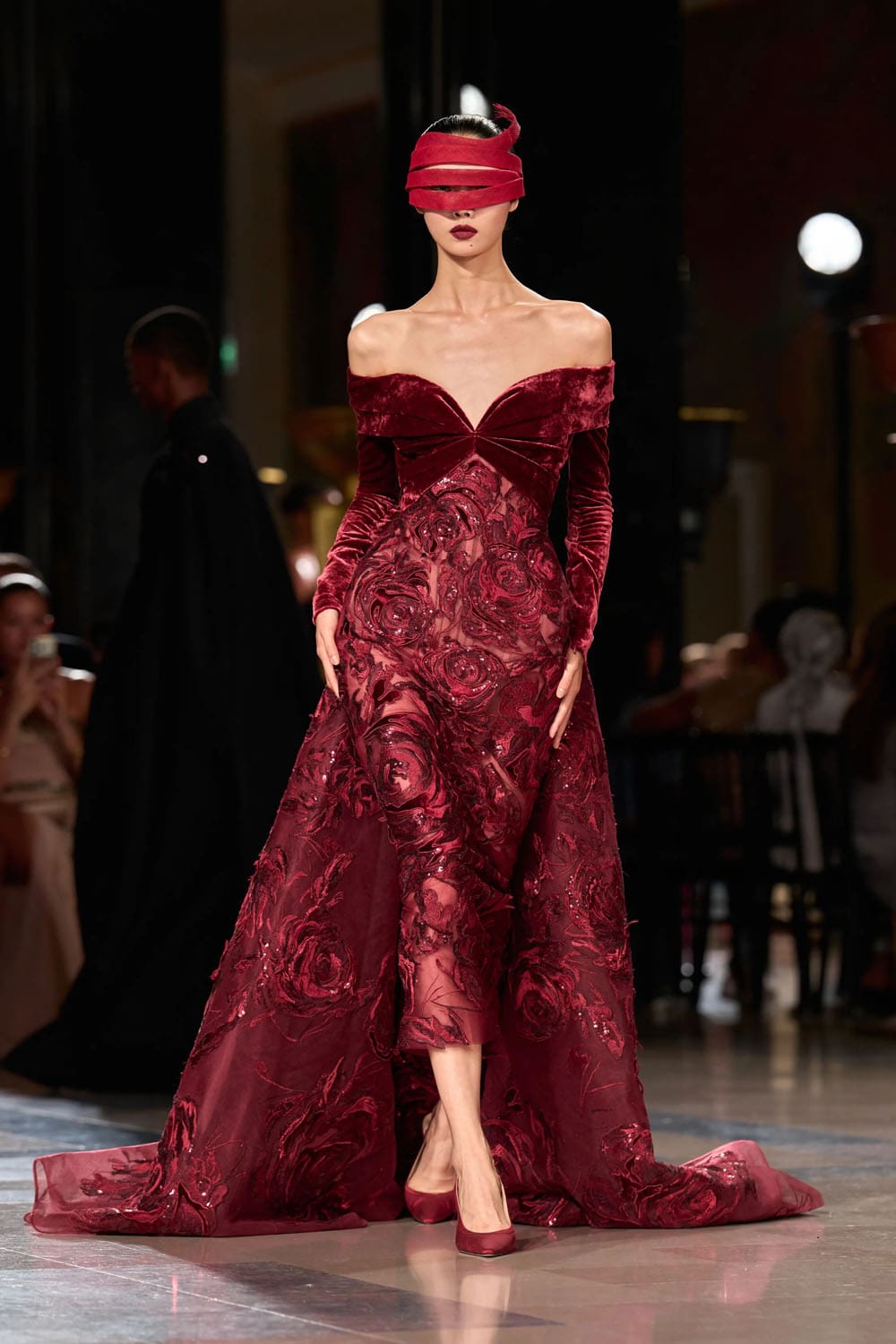 Elie Saab Fall 2026 2027 Haute Couture Runway Magazine (46)