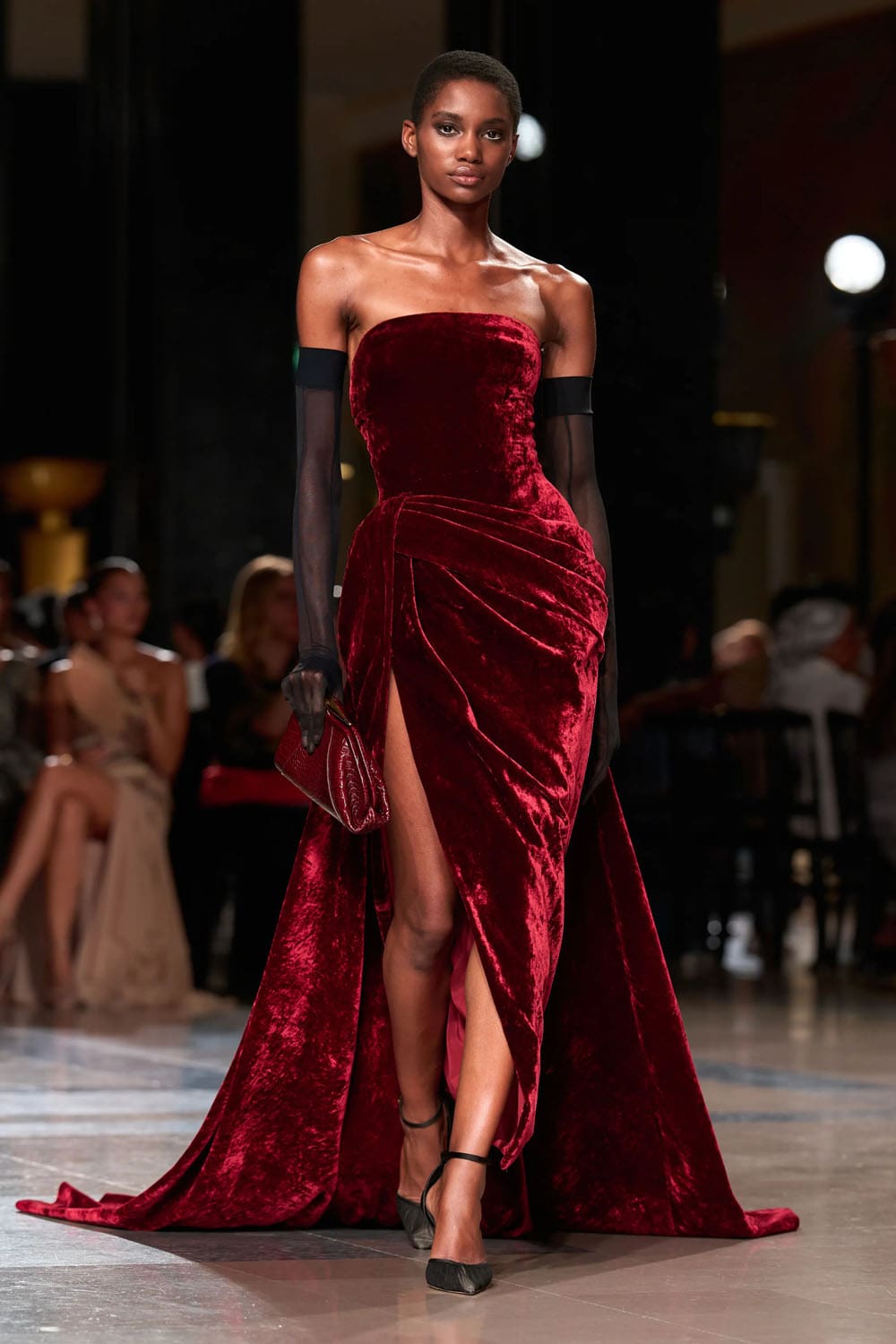 Elie Saab Fall 2026 2027 Haute Couture Runway Magazine (48)