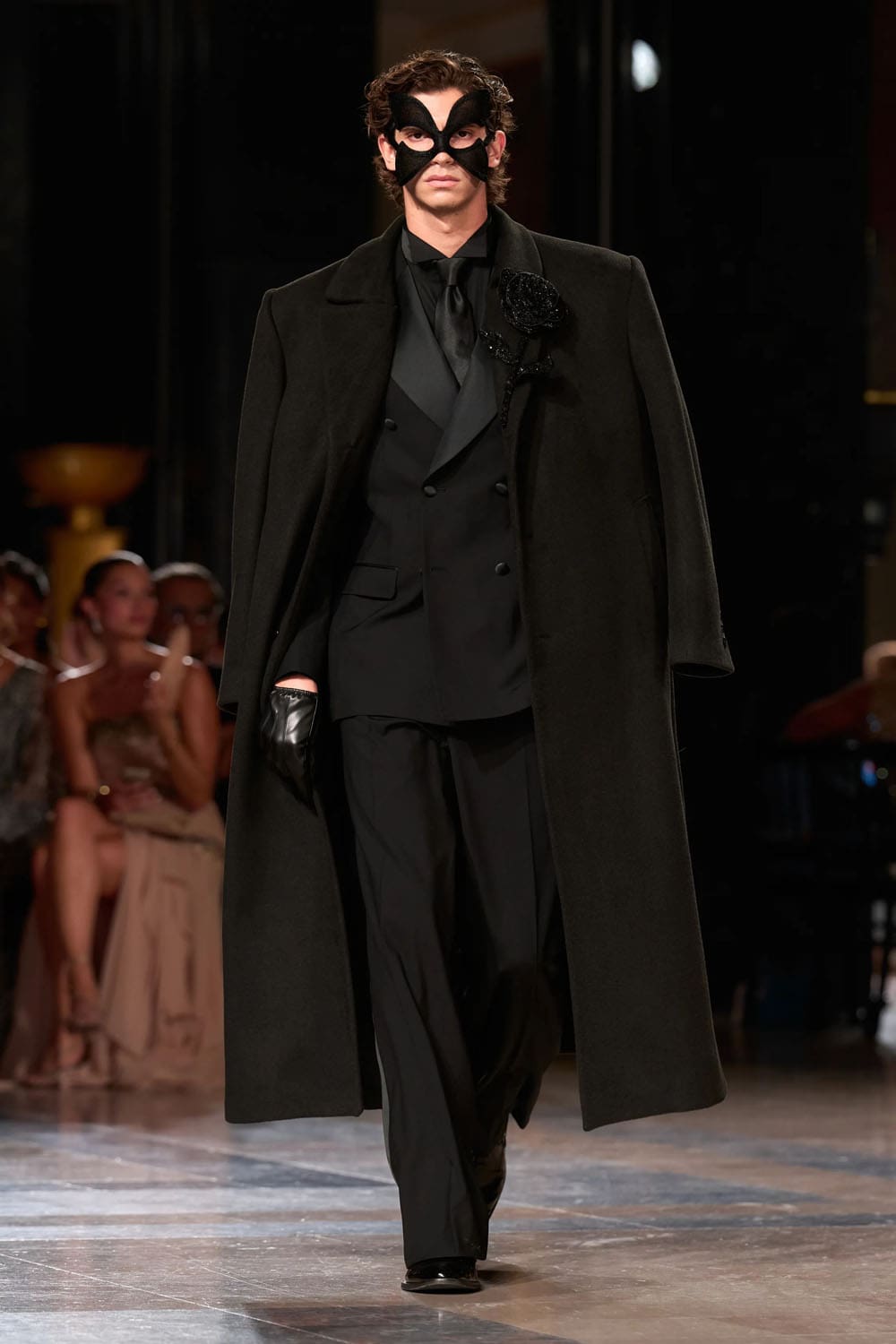 Elie Saab Fall 2026 2027 Haute Couture Runway Magazine (8)