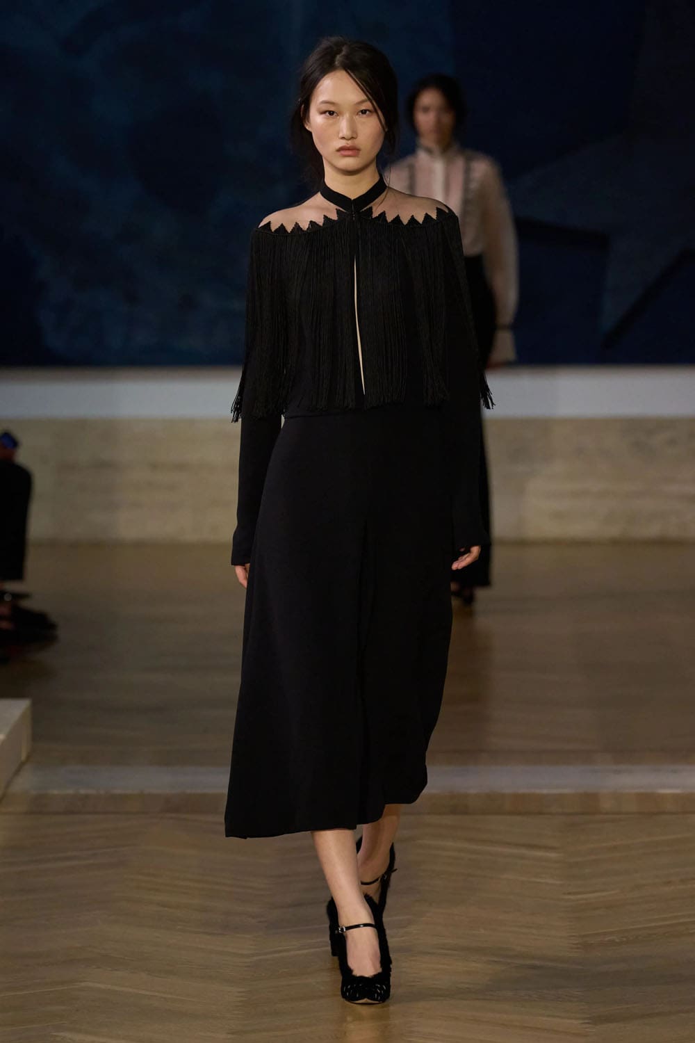 Fendi 2026/2027秋冬高级定制系列 Runway 杂志(20)