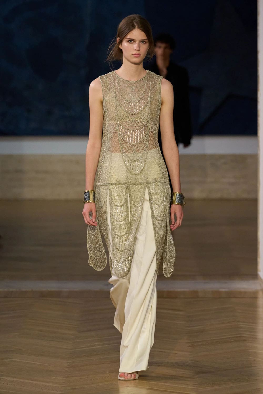 Fendi 2026/2027秋冬高级定制系列 Runway 杂志(32)