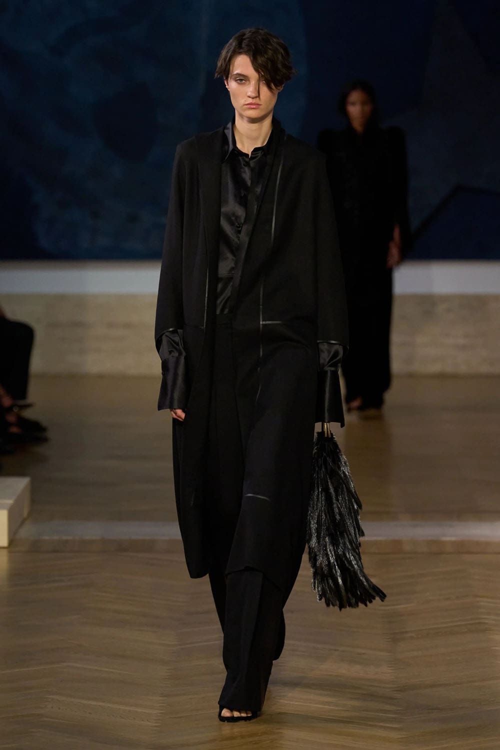 Fendi 2026/2027秋冬高级定制系列 Runway 杂志(37)