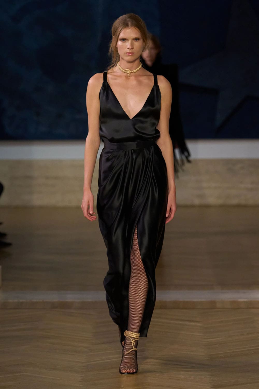 Fendi 2026/2027秋冬高级定制系列 Runway 杂志(45)