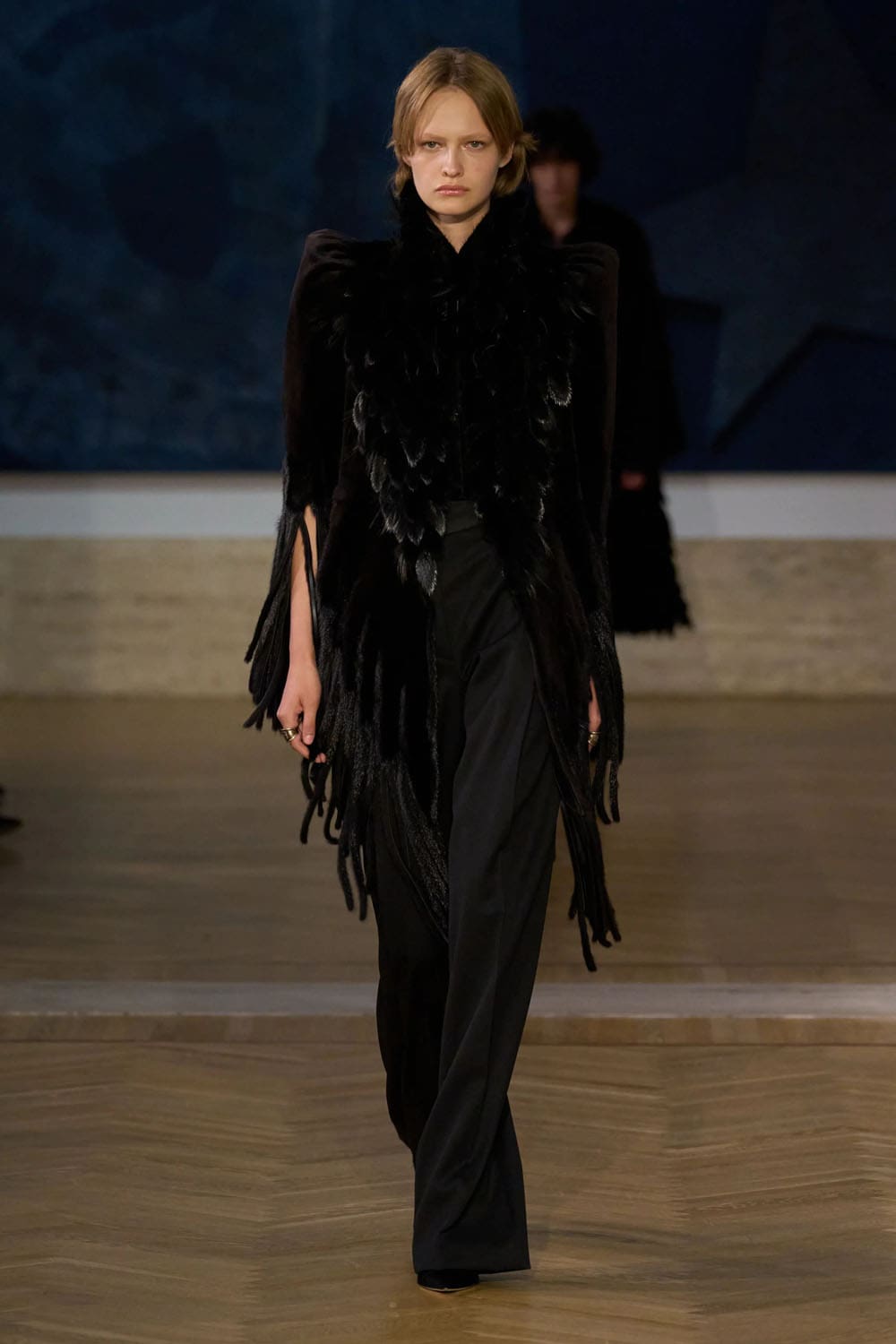 Fendi 2026/2027秋冬高级定制系列 Runway 杂志(46)