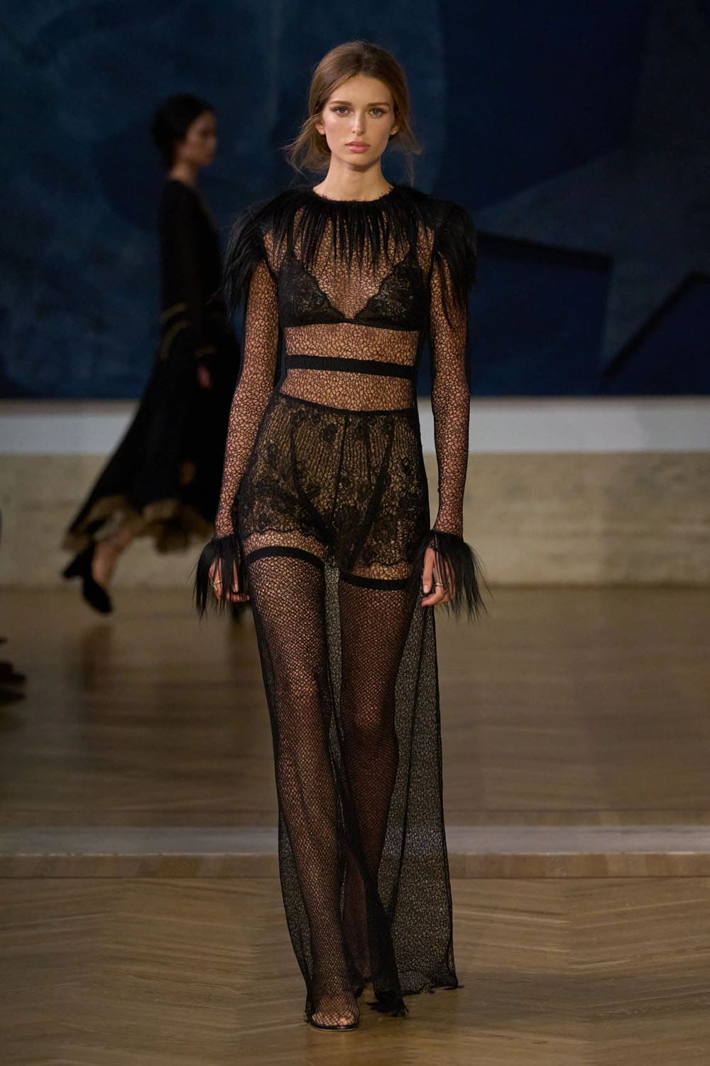 Fendi 2026/2027秋冬高级定制系列 Runway 杂志(54)