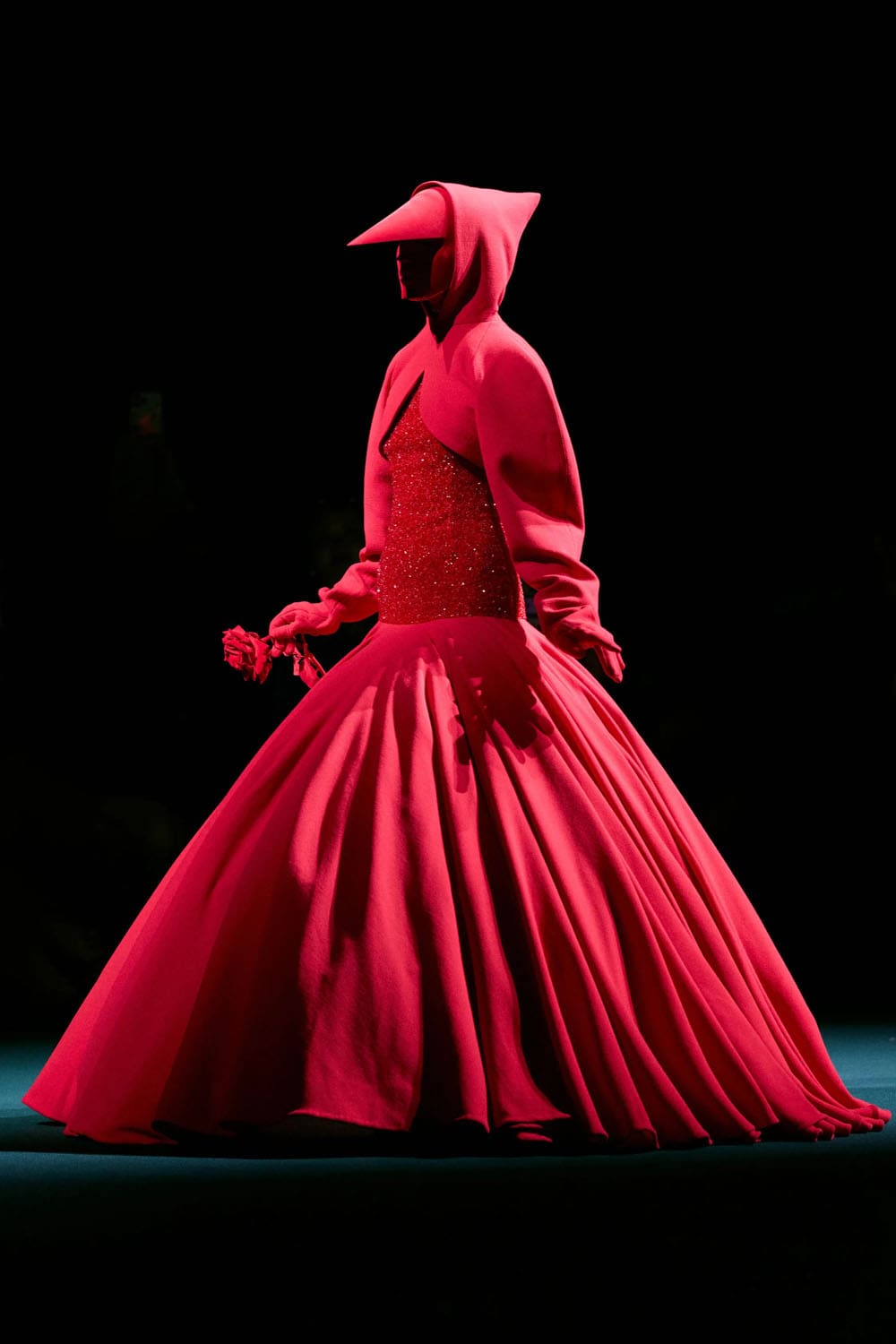 Robert Wun Herbst/Winter 2026/2027 Haute Couture Runway Magazin (15)