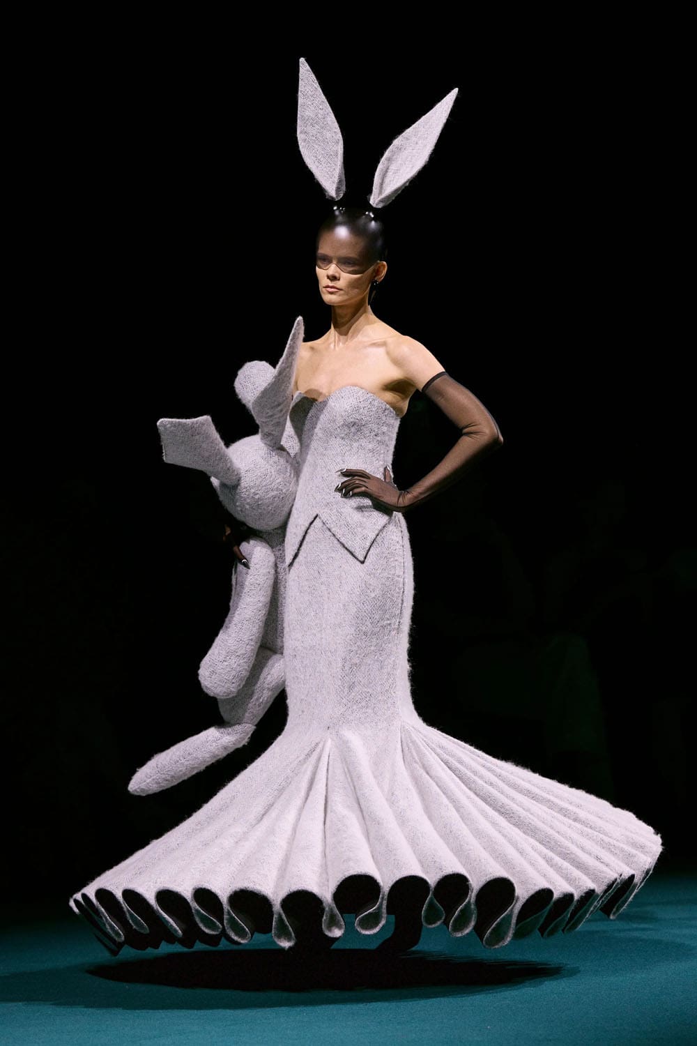 Robert Wun Herbst/Winter 2026/2027 Haute Couture Runway Magazin (7)