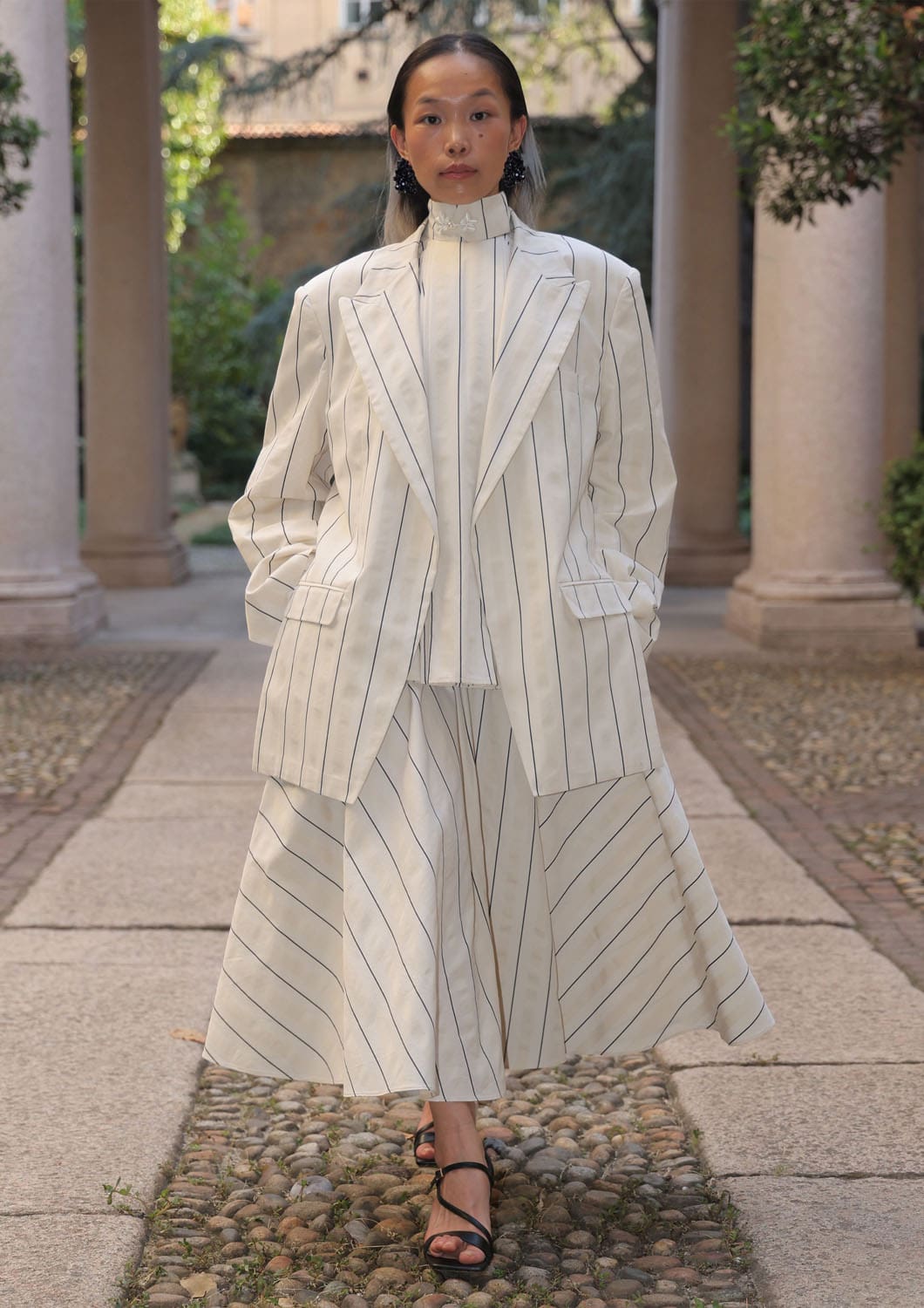 Alberto Zambelli Spring Summer 2027 Milan Runway Magazine (14)