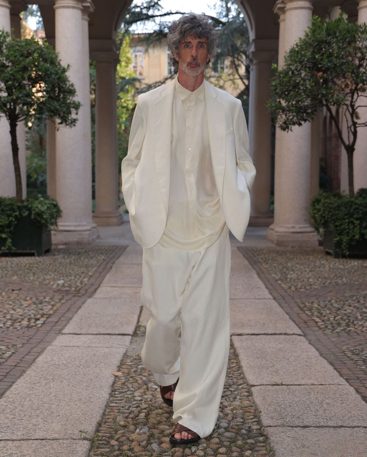 Alberto Zambelli Spring Summer 2027 Milan Runway Magazine (18)