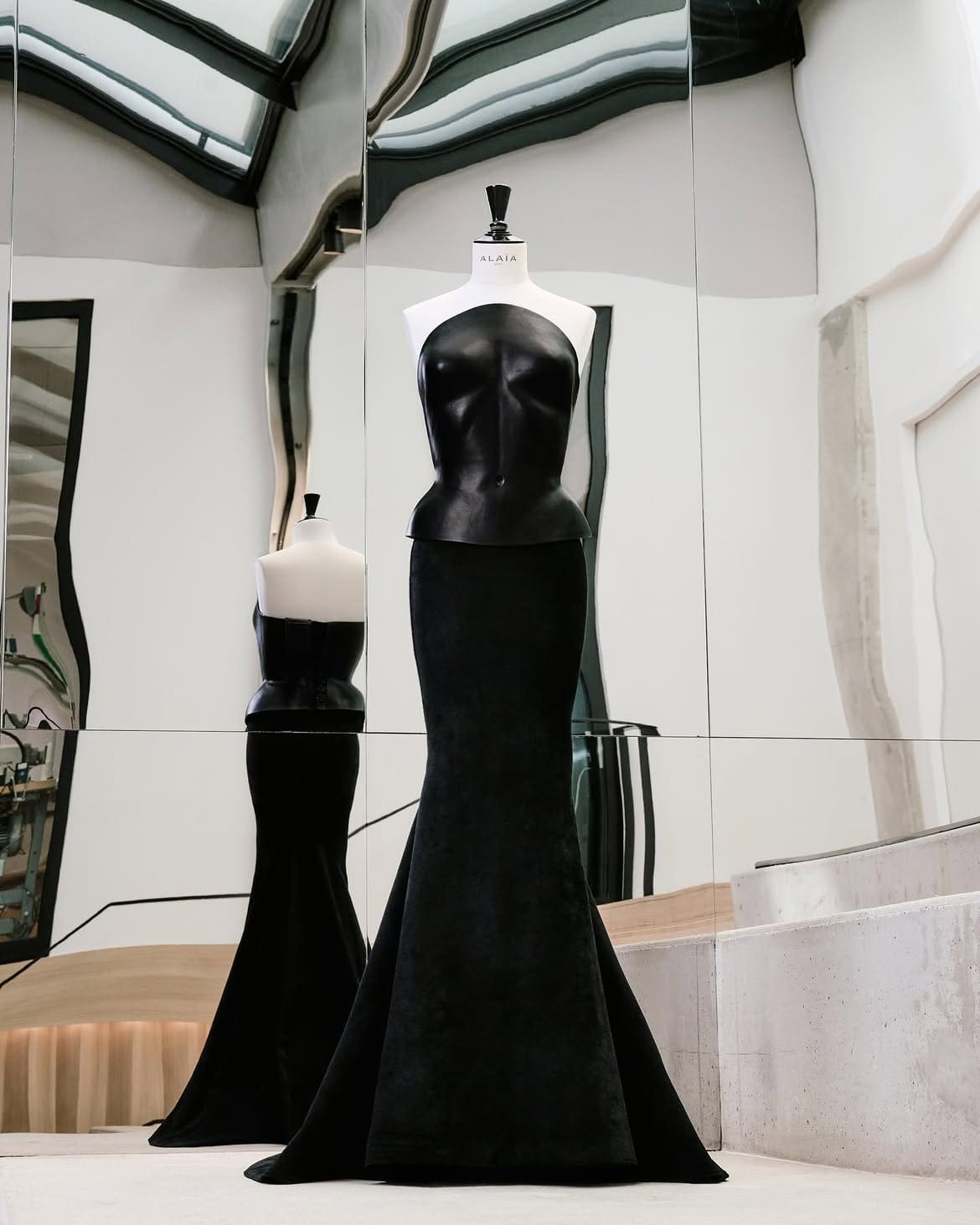 Céline Dion in Alaia © Fred Eldar by RUNWAY MAGAZINE 1