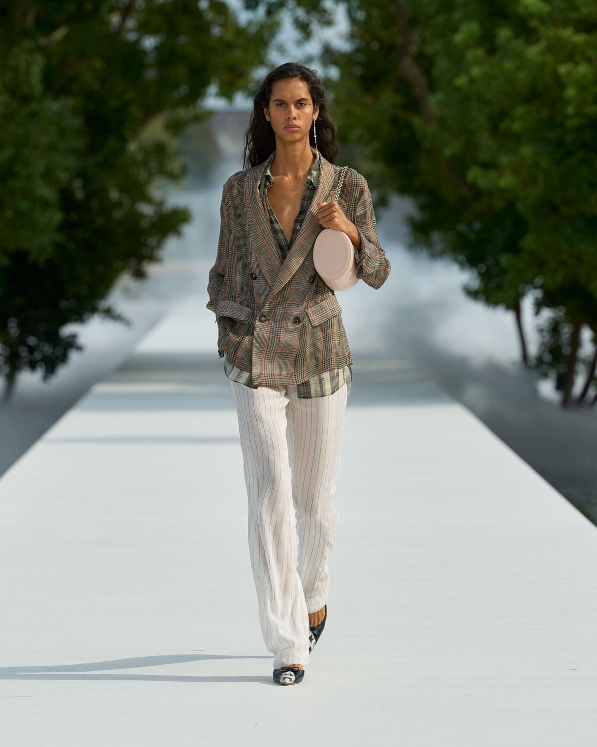 Dior Spring Summer 2027 Women Runway Magazine (11)