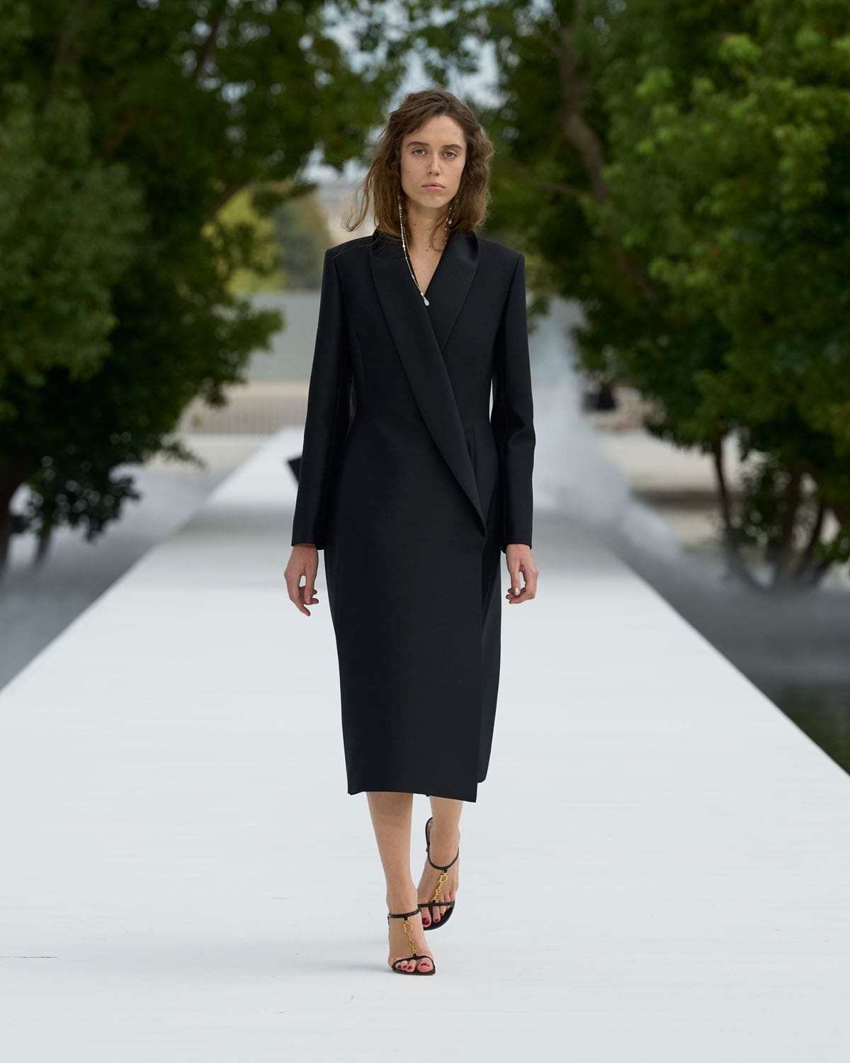 Dior Spring Summer 2027 Women Runway Magazine (26)