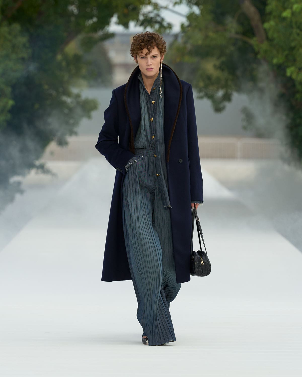 Dior Spring Summer 2027 Women Runway Magazine (36)