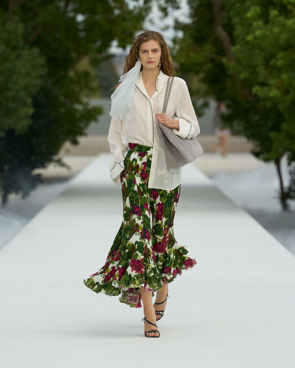 Dior Spring Summer 2027 Women Runway Magazine (39)