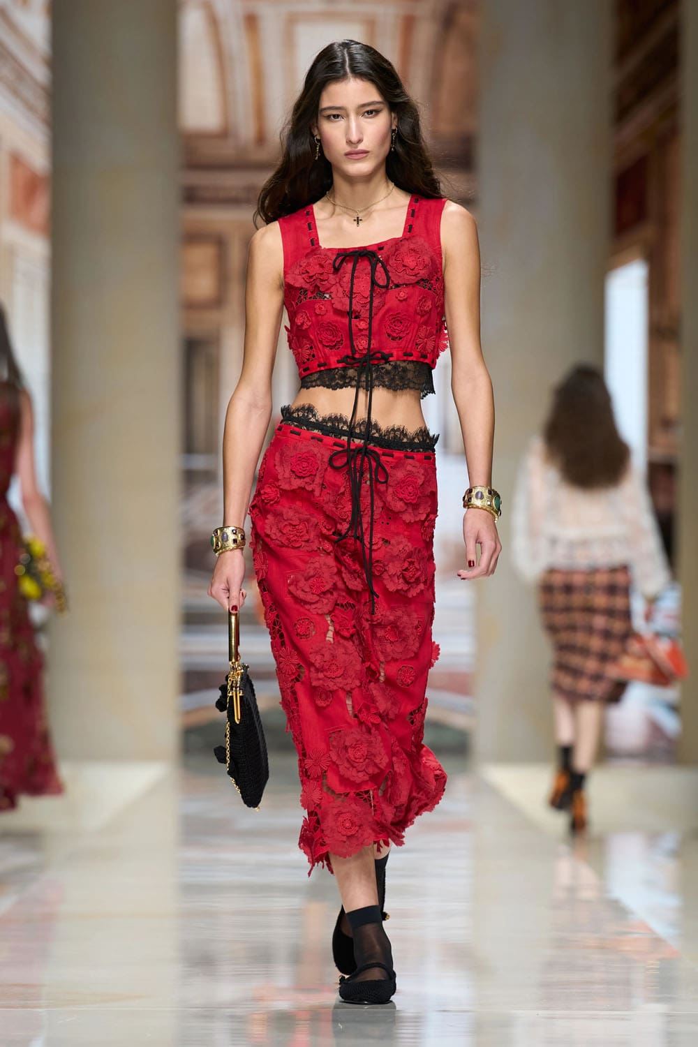 Dolce Gabbana Spring Summer 2027 Runway Magazine (22)