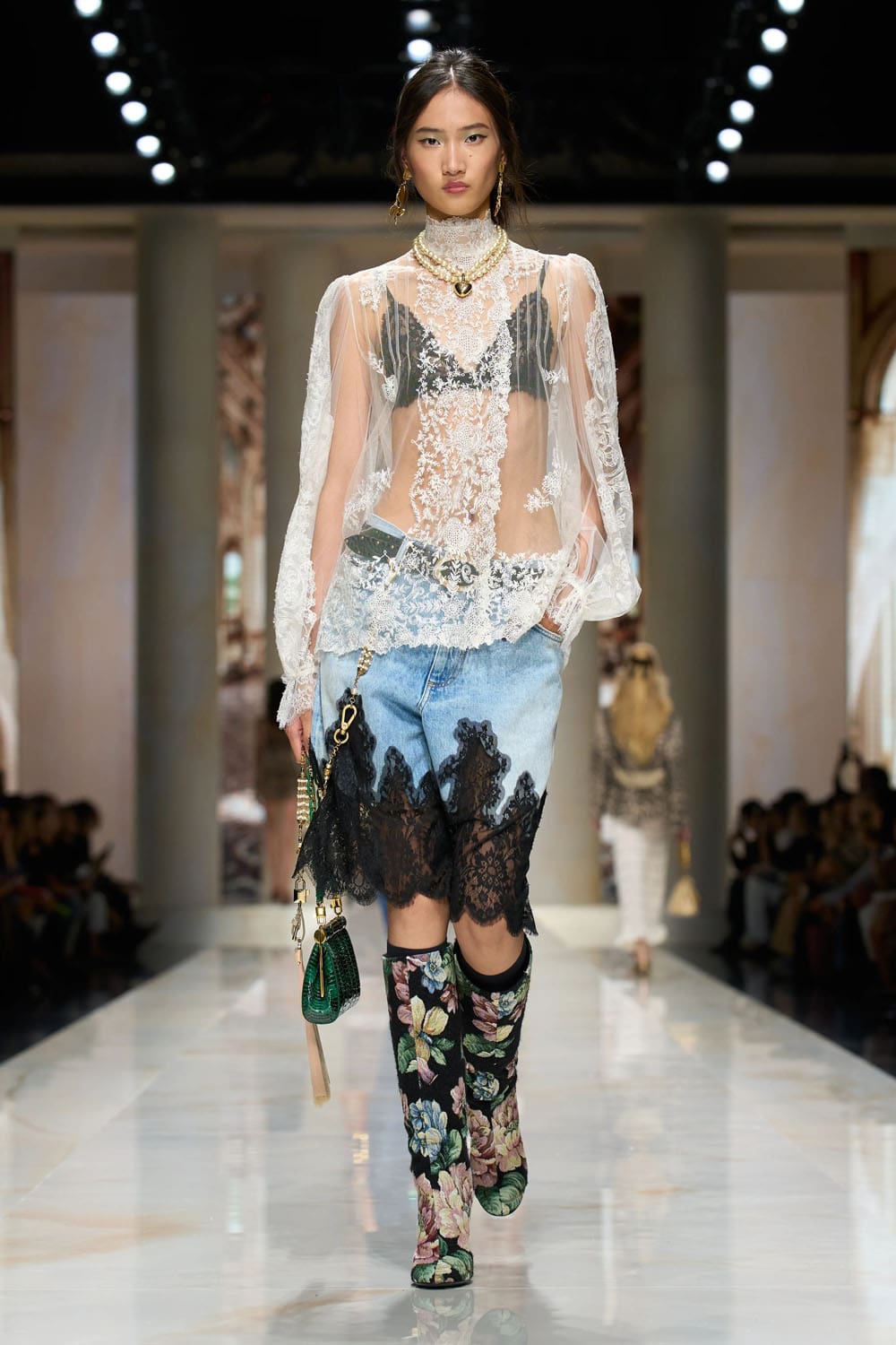 Dolce Gabbana Spring Summer 2027 Runway Magazine (41)