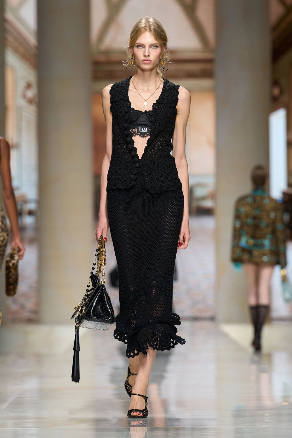 Dolce Gabbana Spring Summer 2027 Runway Magazine (46)