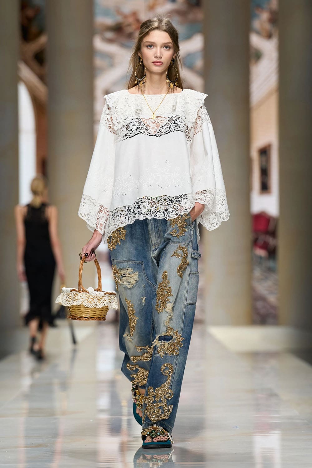 Dolce Gabbana Spring Summer 2027 Runway Magazine (49)