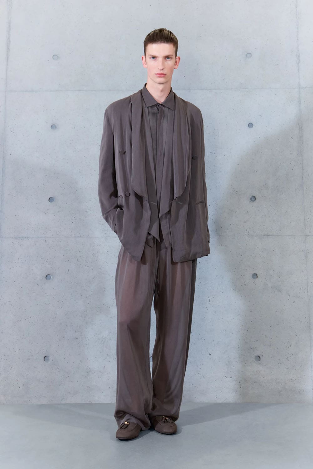 Emporio Armani Frühling Sommer 2027 Runway Magazin (15)