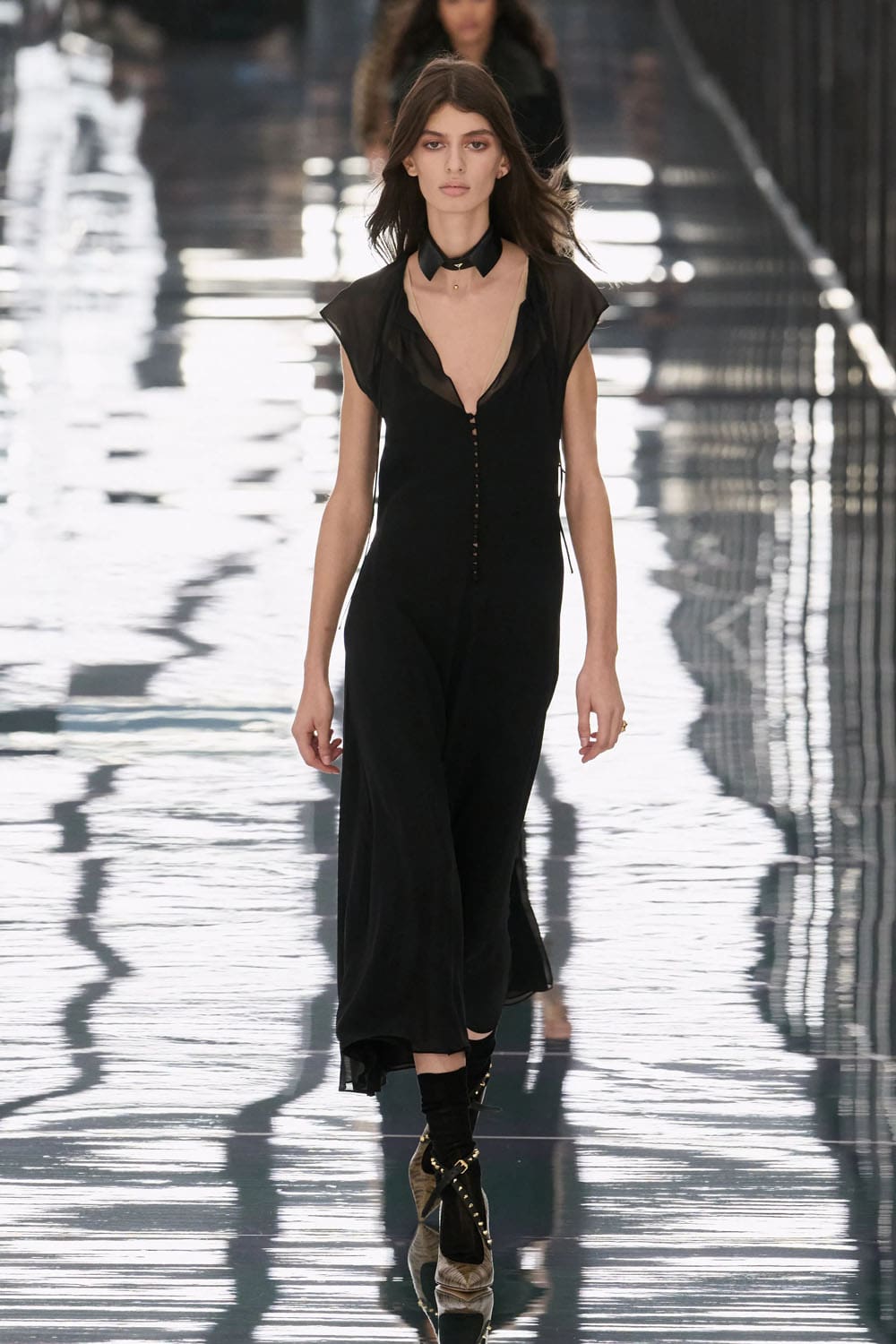 フェンディ春夏2027ミラノ Runway 雑誌(17)