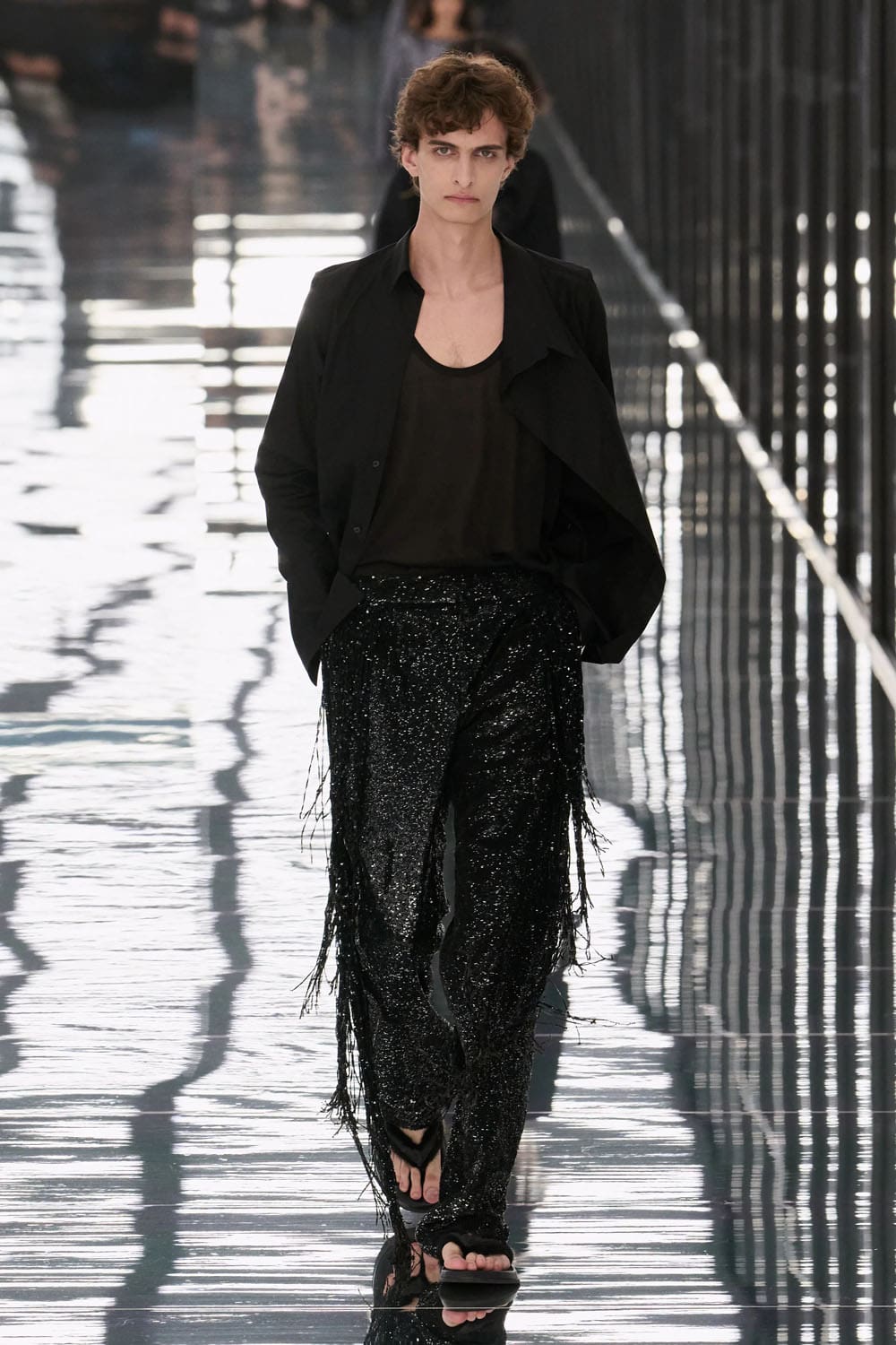 フェンディ春夏2027ミラノ Runway 雑誌(61)