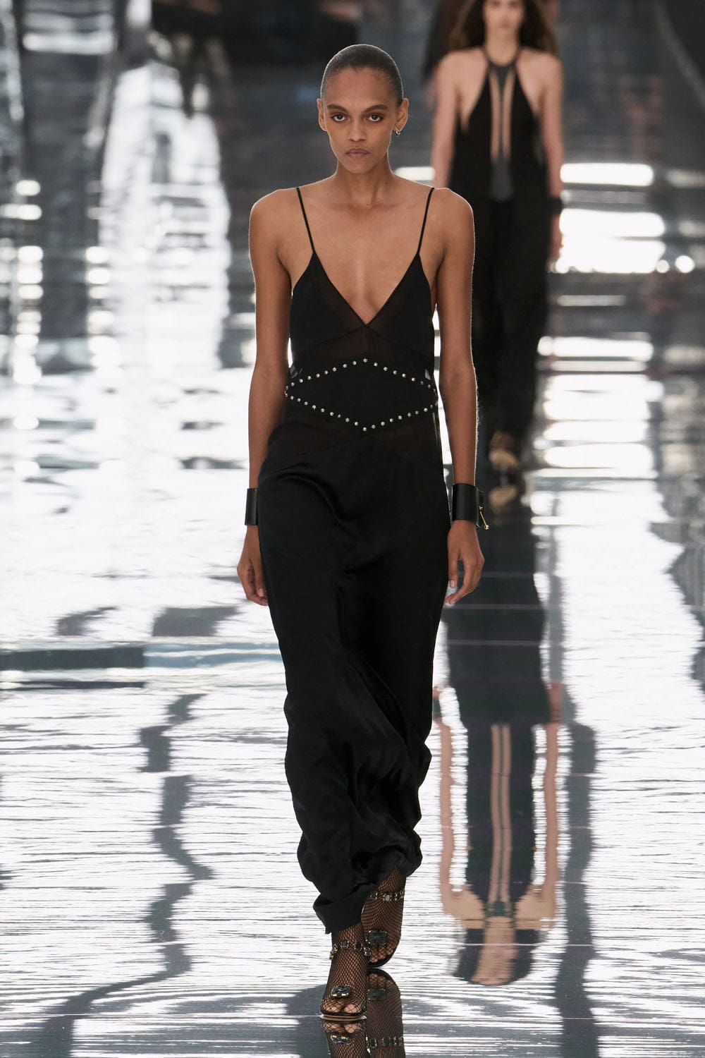 フェンディ春夏2027ミラノ Runway 雑誌(67)