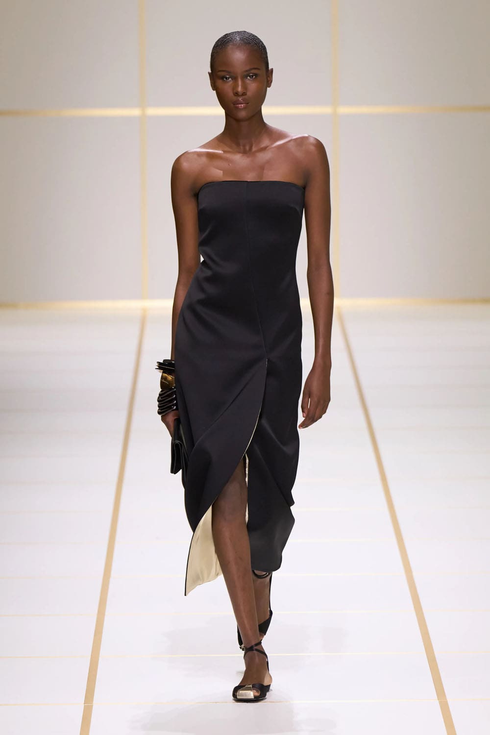 Giorgio Armani Spring Summer 2027 Runway Magazine (34)