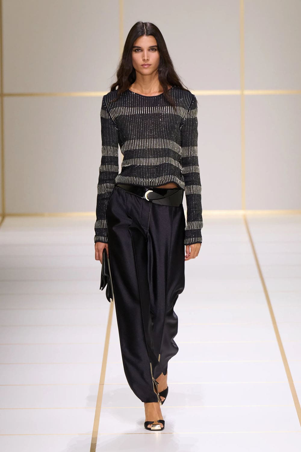 Giorgio Armani Spring Summer 2027 Runway Magazine (38)