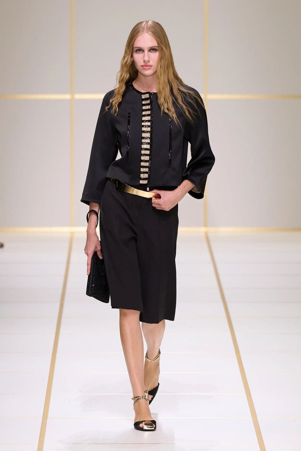 Giorgio Armani Spring Summer 2027 Runway Magazine (46)