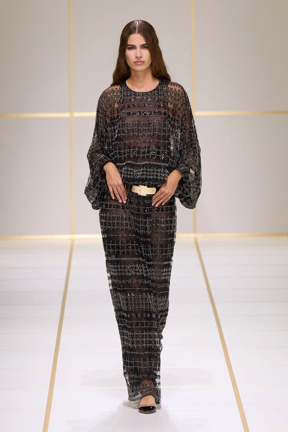 Giorgio Armani Spring Summer 2027 Runway Magazine (56)