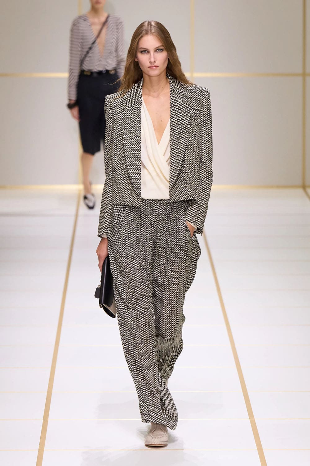 Giorgio Armani Spring Summer 2027 Runway Magazine (7)
