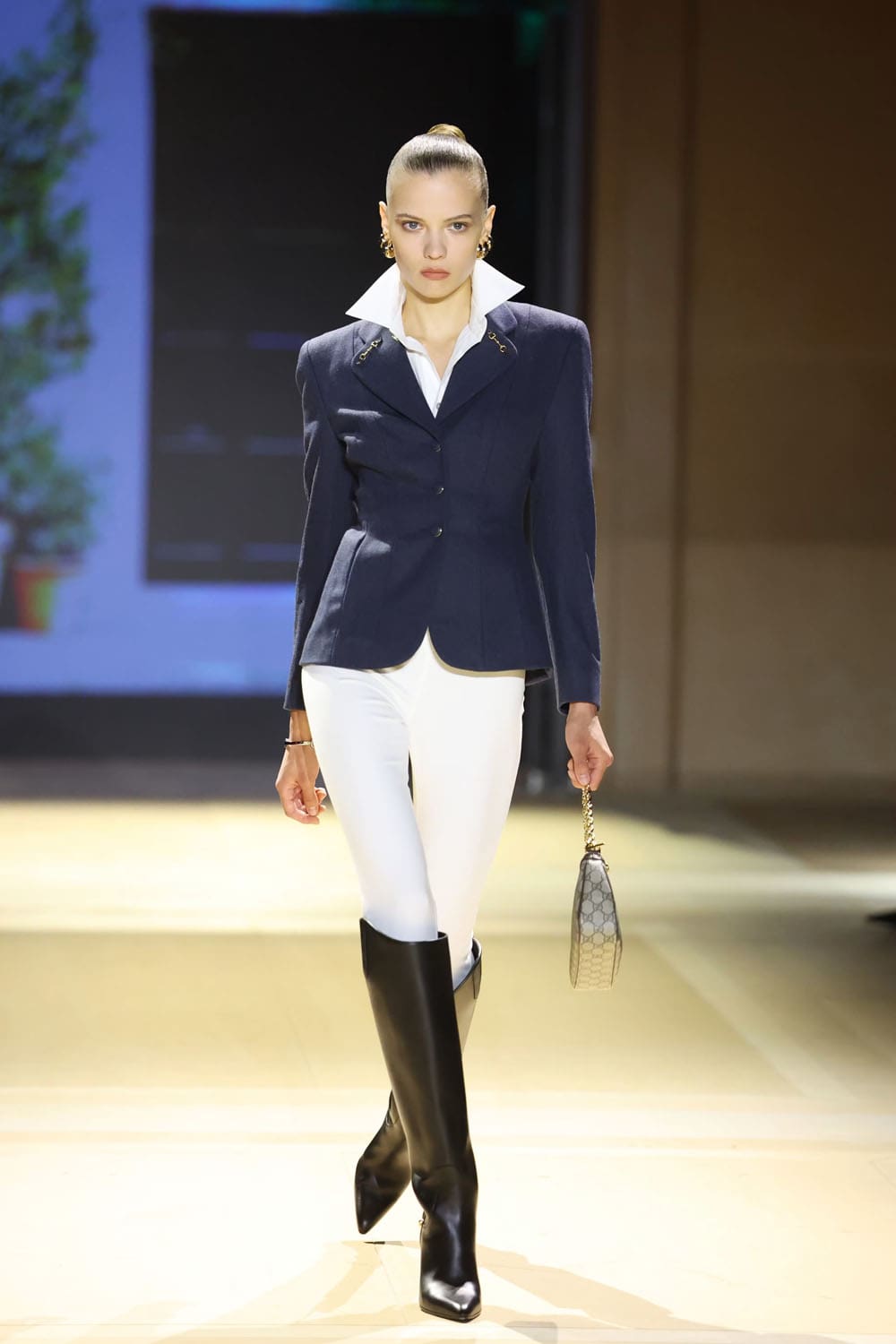 Gucci Spring Summer 2027 Demna Runway Magazine (1)