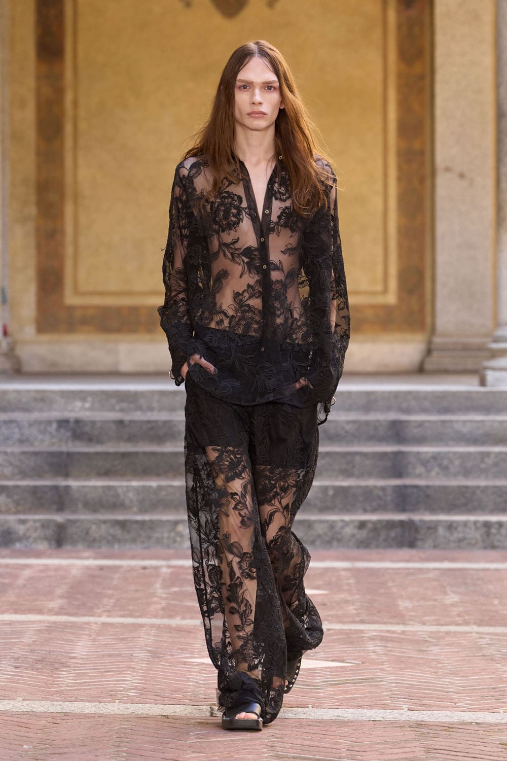 Marques' Almeida Spring Summer 2027 Runway Magazine (29)