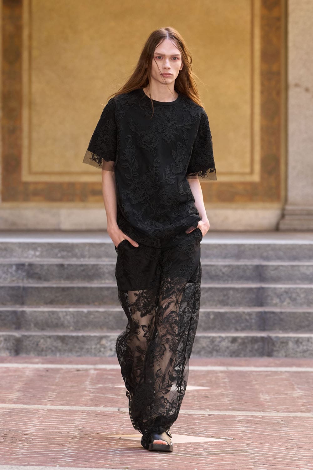 Marques' Almeida Spring Summer 2027 Runway Magazine (38)