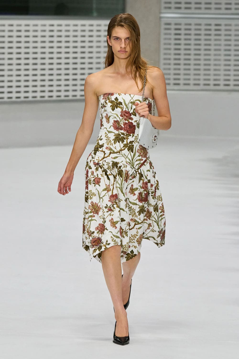 Mulberry Spring Summer 2027 London Runway Magazine (27)