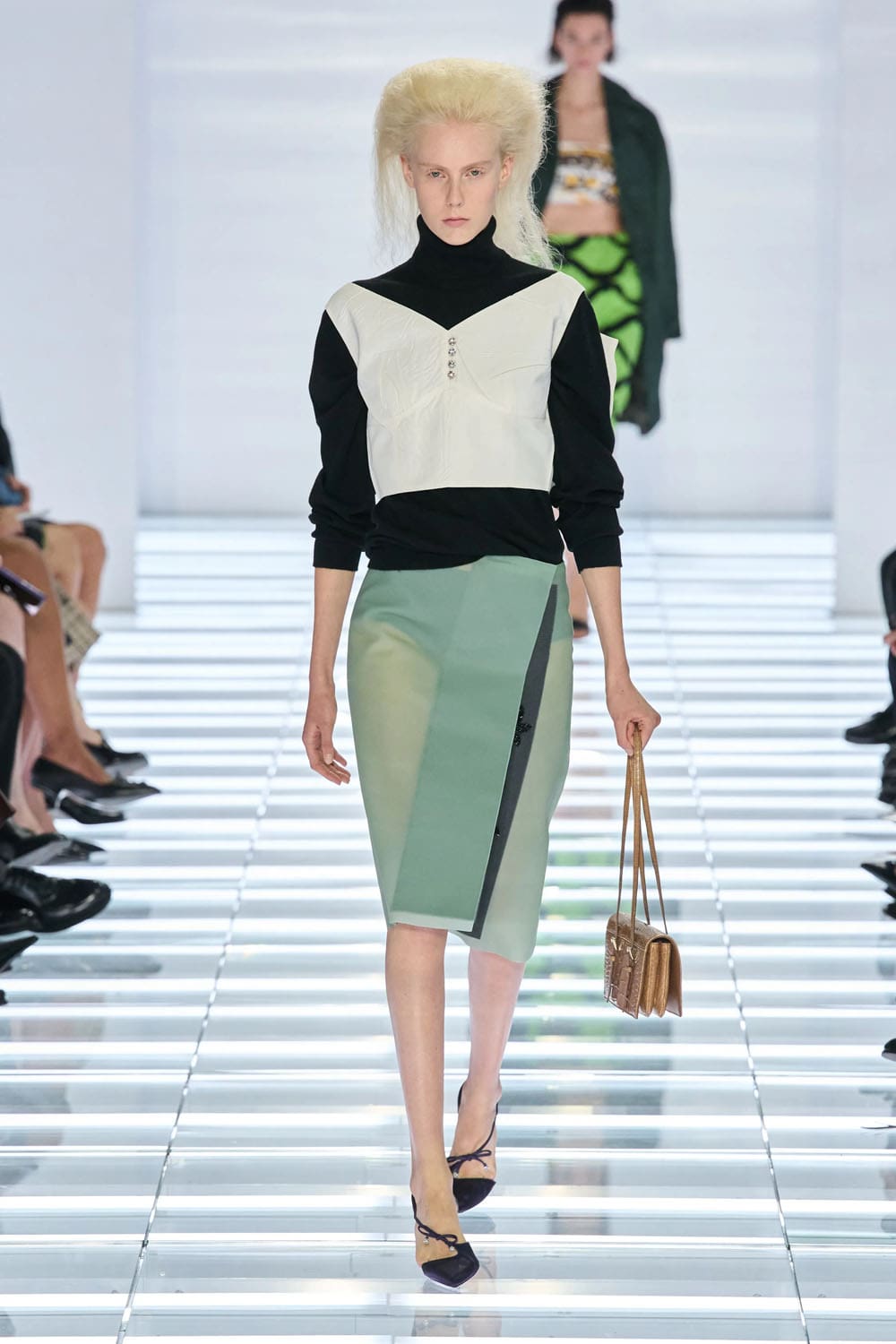 Prada Spring Summer 2027 Milan Runway Magazine (30)