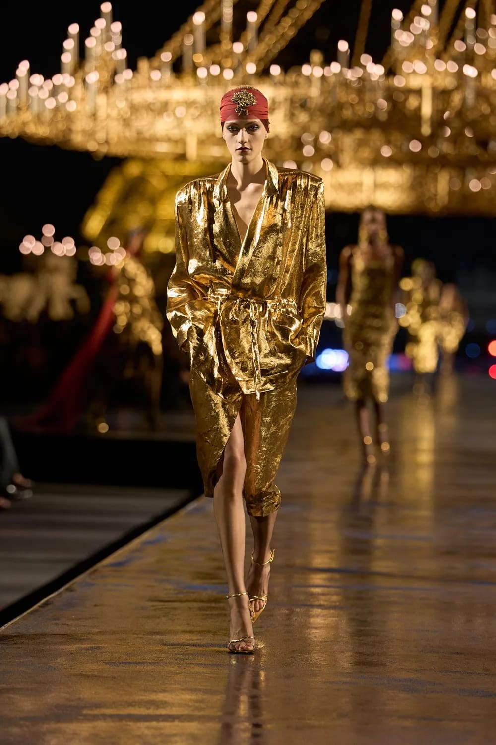 Saint Laurent Spring Summer 2027 Runway Magazine (15)