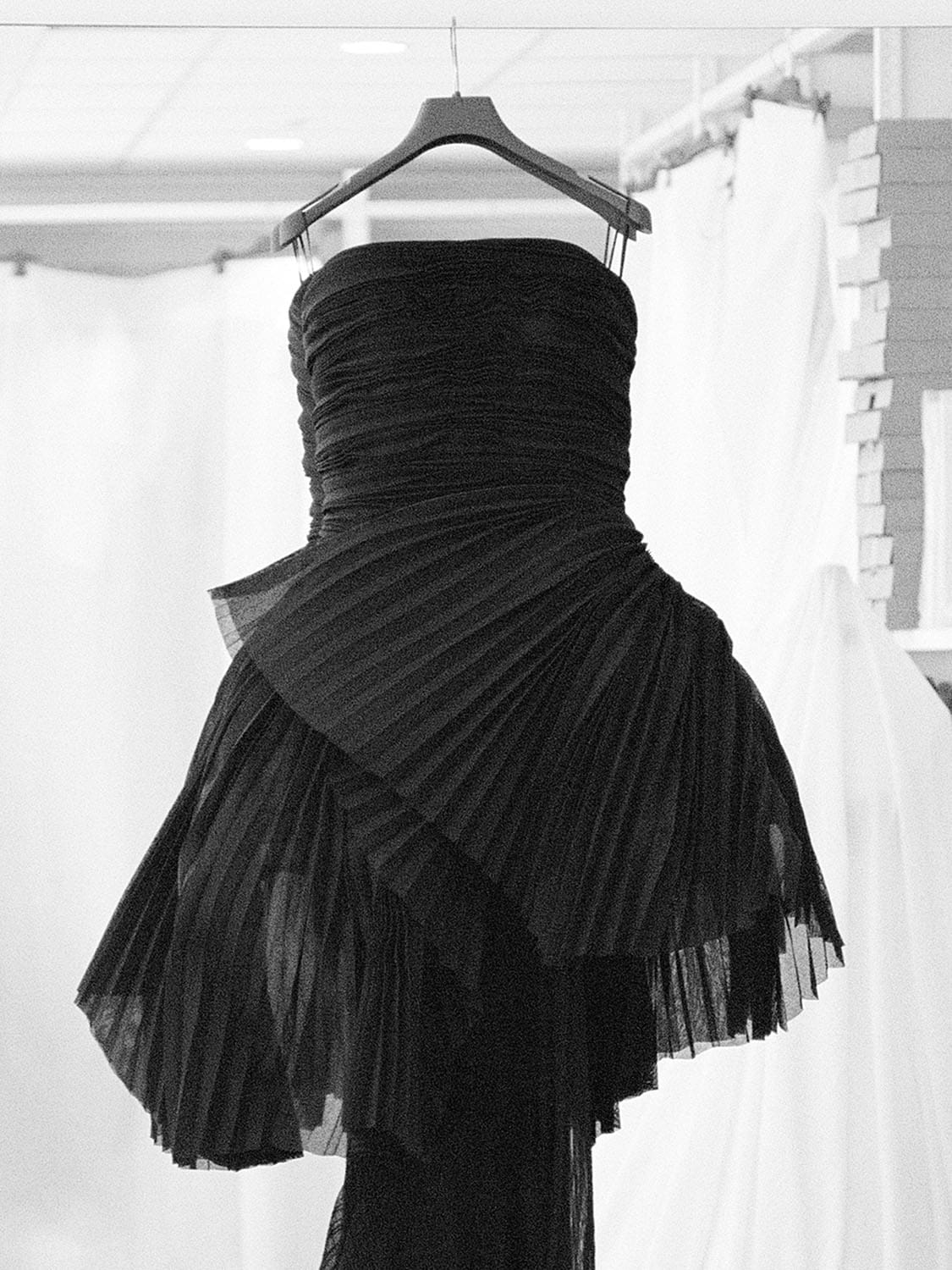 Savoir Faire Behind Céline Dion Dior Dress © Sophie Carre by RUNWAY MAGAZIN (4)