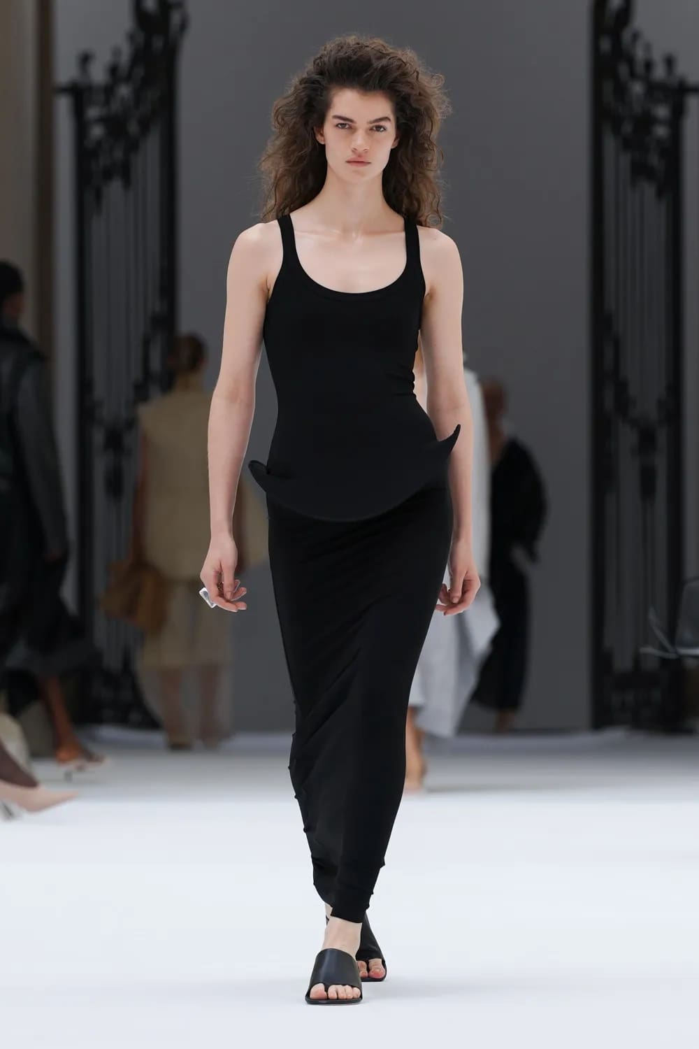 Sportmax Printemps Été 2027 Runway Magazine (20)